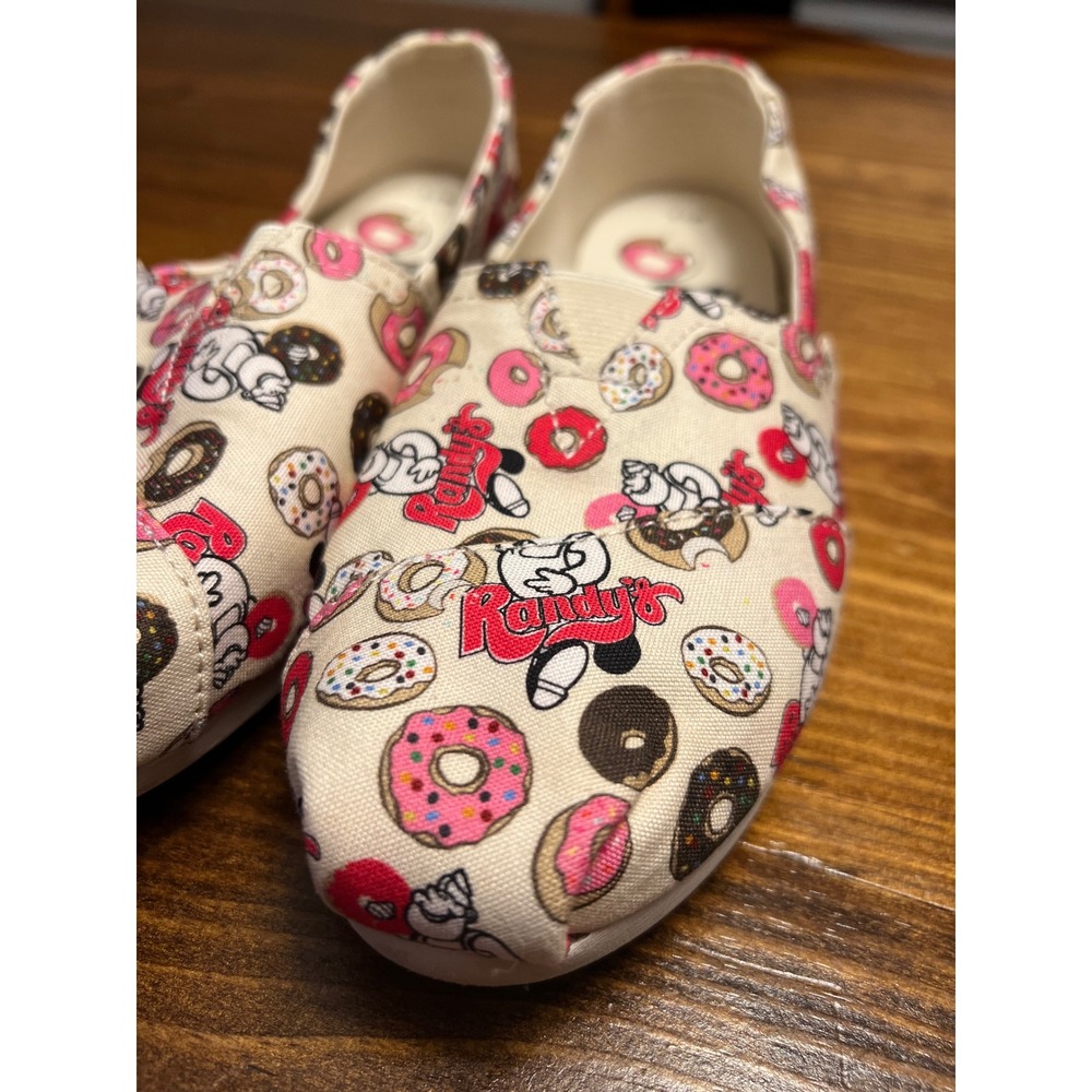 TOMS Randy's Donuts Alpargata Women 7.5 Cream Pink Donut Print Slip On Excellent